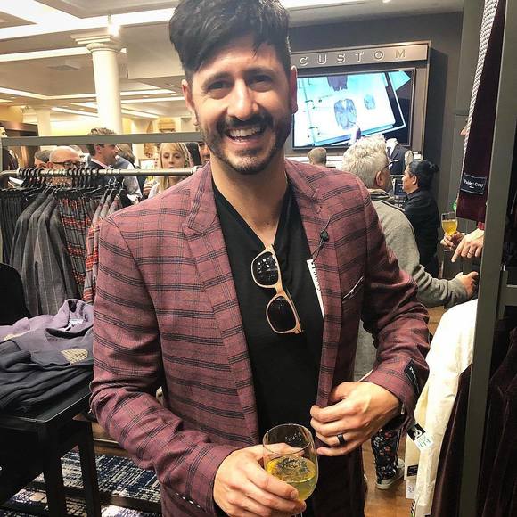 Meet your Posher, Denny - Picture 1 of 1